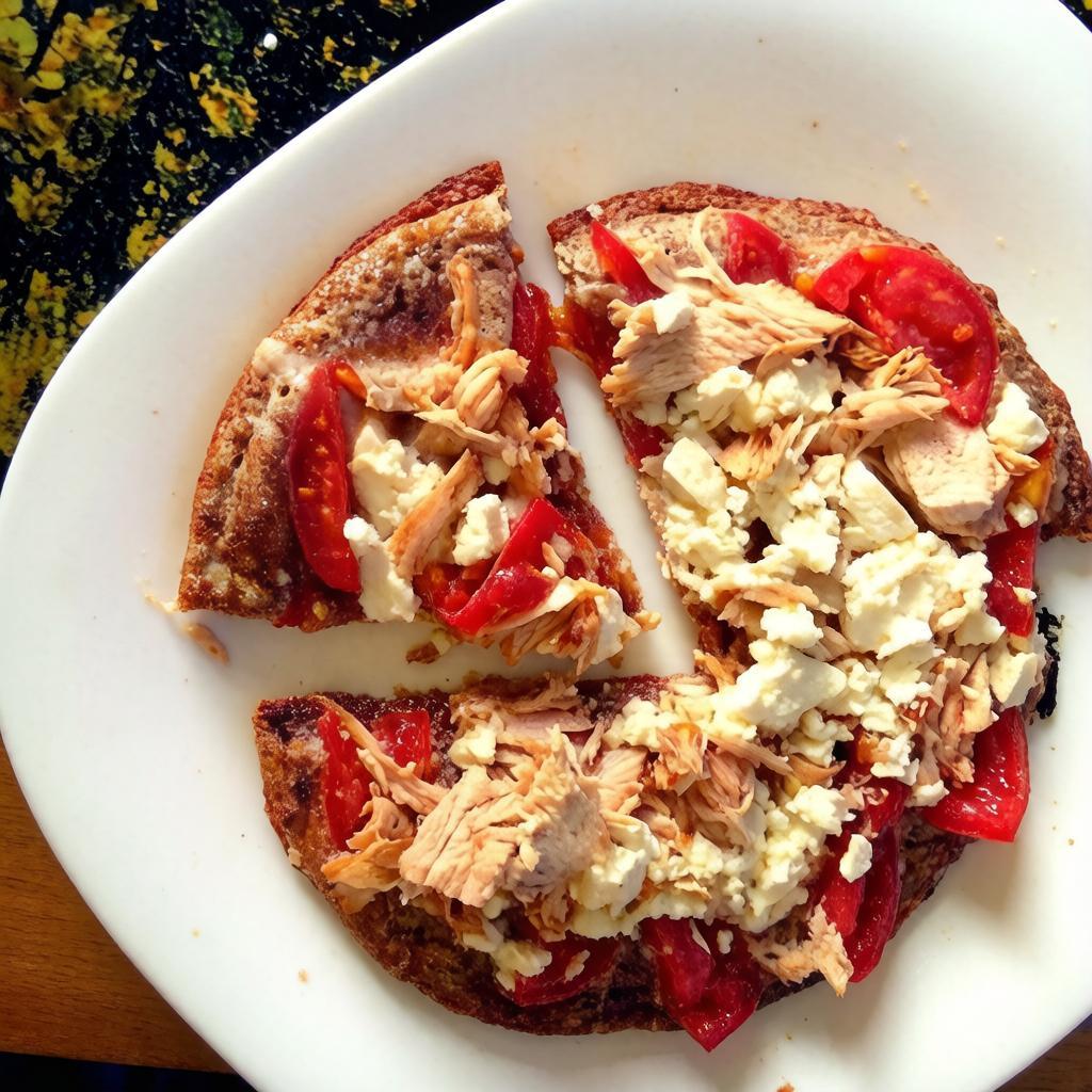 Низкоуглеводная пицца с курицей и тестом на овсяных отрубях